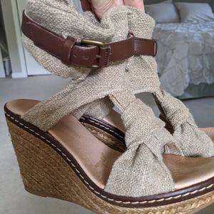 Schuler and Sons platform wedge shoes size 7 (37) Anthropologie